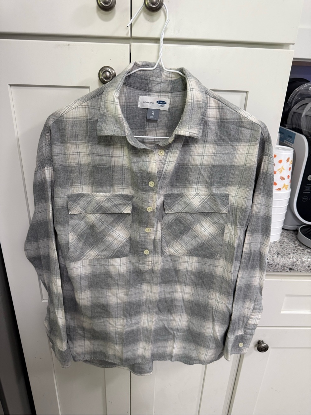 Old Navy Gray and White Plaid Button-Front Shirt